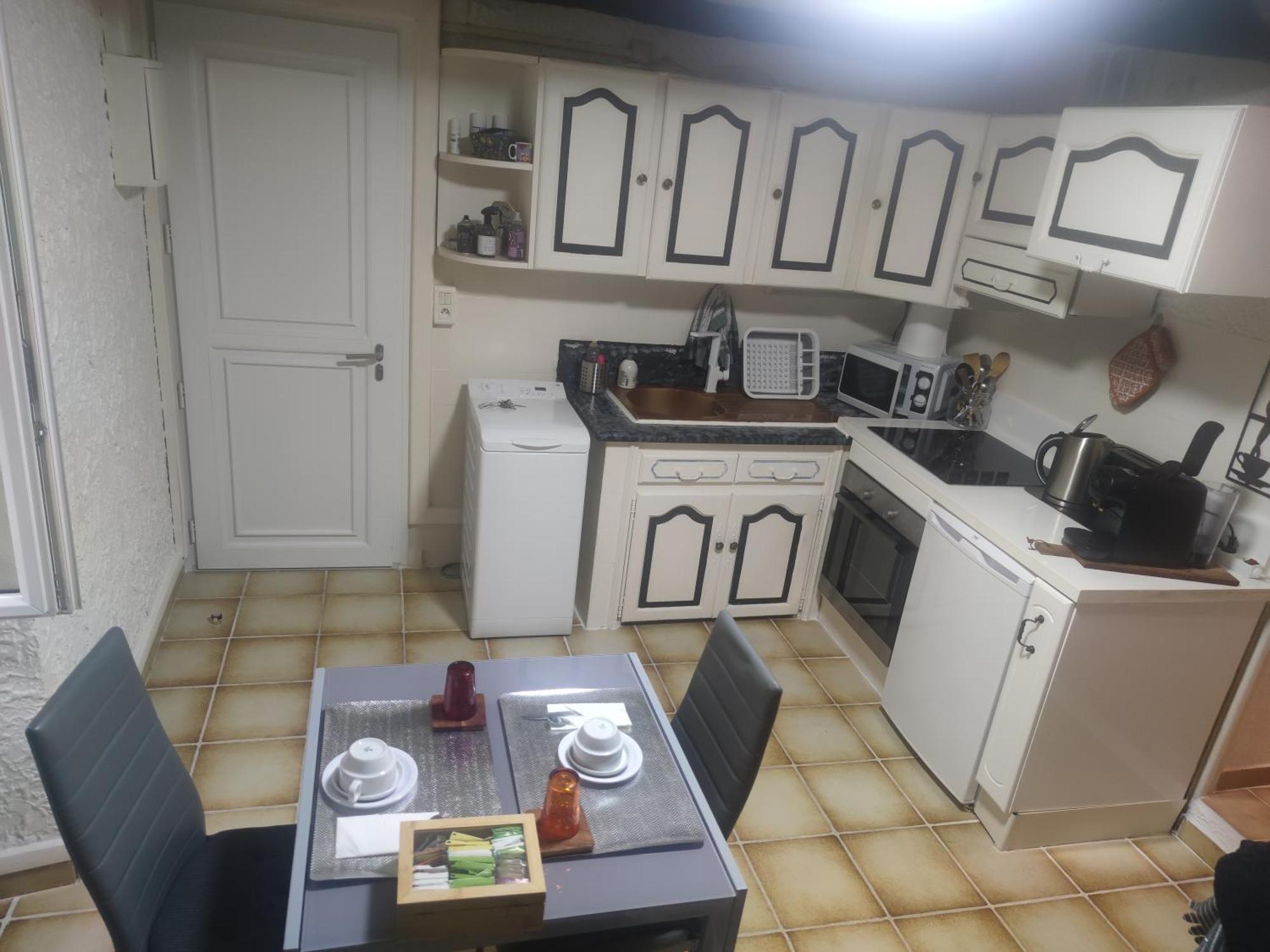 L'EscareneChez Caro公寓 外观 照片